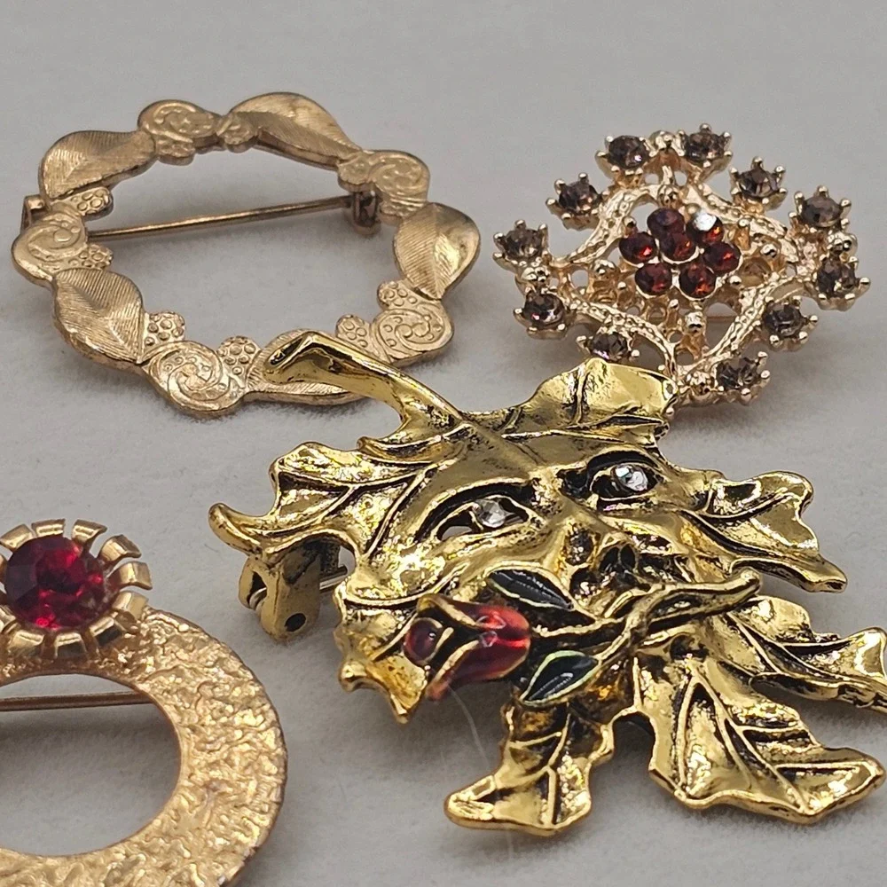 Rhinestone Brooch Lot Gold Tone Leaf Wreath Botanical 5pc Nature